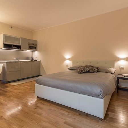 Realkasa Towers Flat Apartment Bologna Bagian luar foto