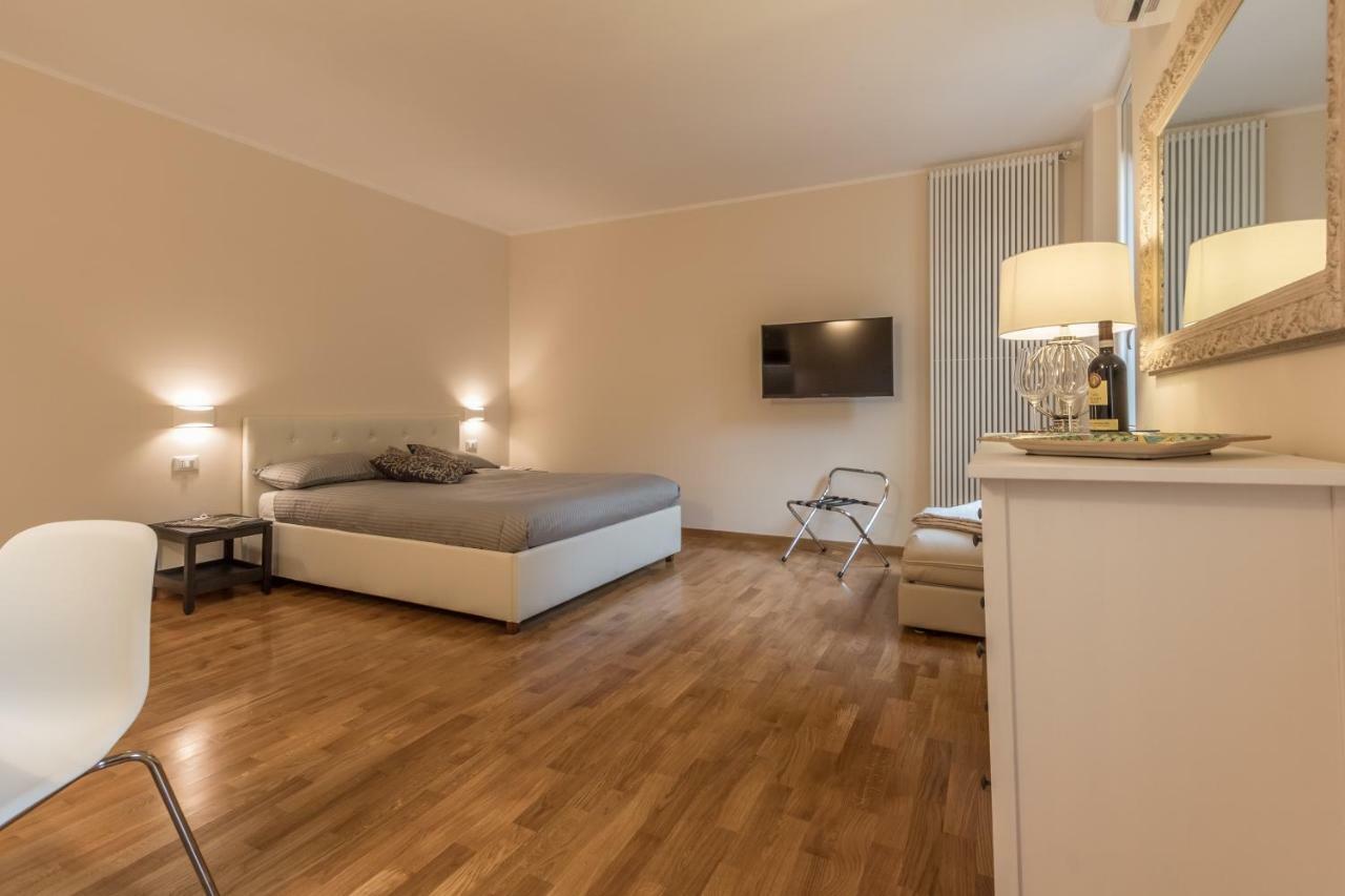 Realkasa Towers Flat Apartment Bologna Bagian luar foto