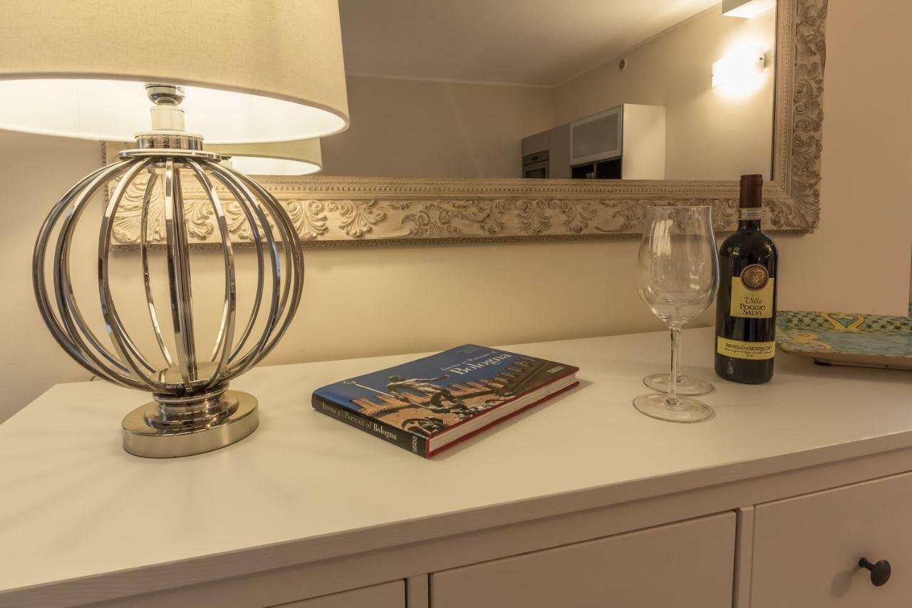 Realkasa Towers Flat Apartment Bologna Bagian luar foto