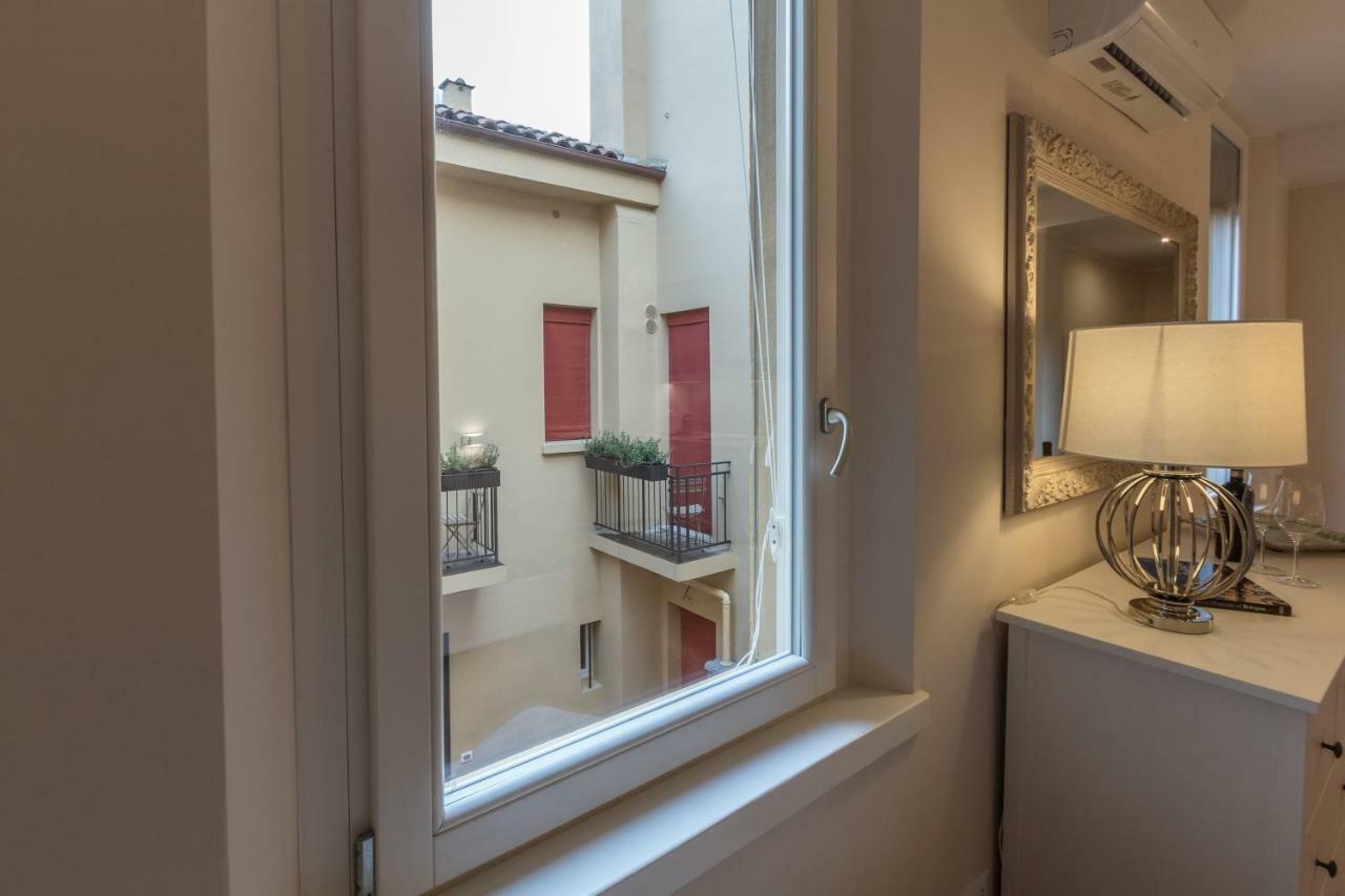 Realkasa Towers Flat Apartment Bologna Bagian luar foto