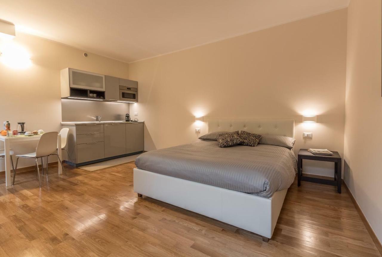 Realkasa Towers Flat Apartment Bologna Bagian luar foto